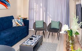 Modern 2 Bedroom At Waterfall Ridge-Midrand